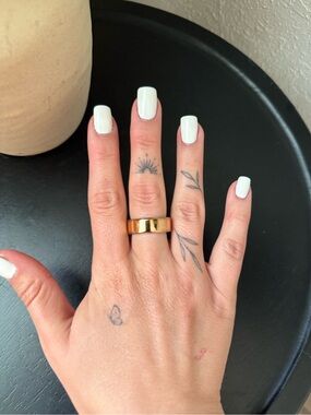 Rose gold Oura ring 4